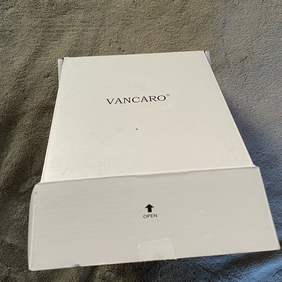 Ring - Picture 2 of 7